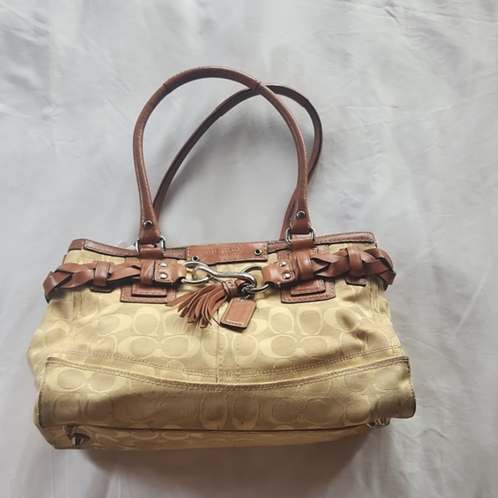 Coach Signature Hampton Handbag